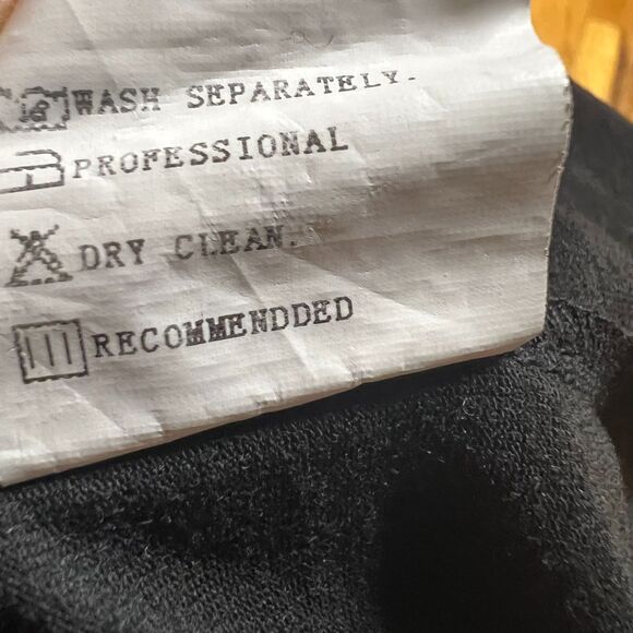 NoraCora Holiday Christmas Tree Cat Print Black Top T-Shirt M Gold snowflakes - Picture 6 of 10